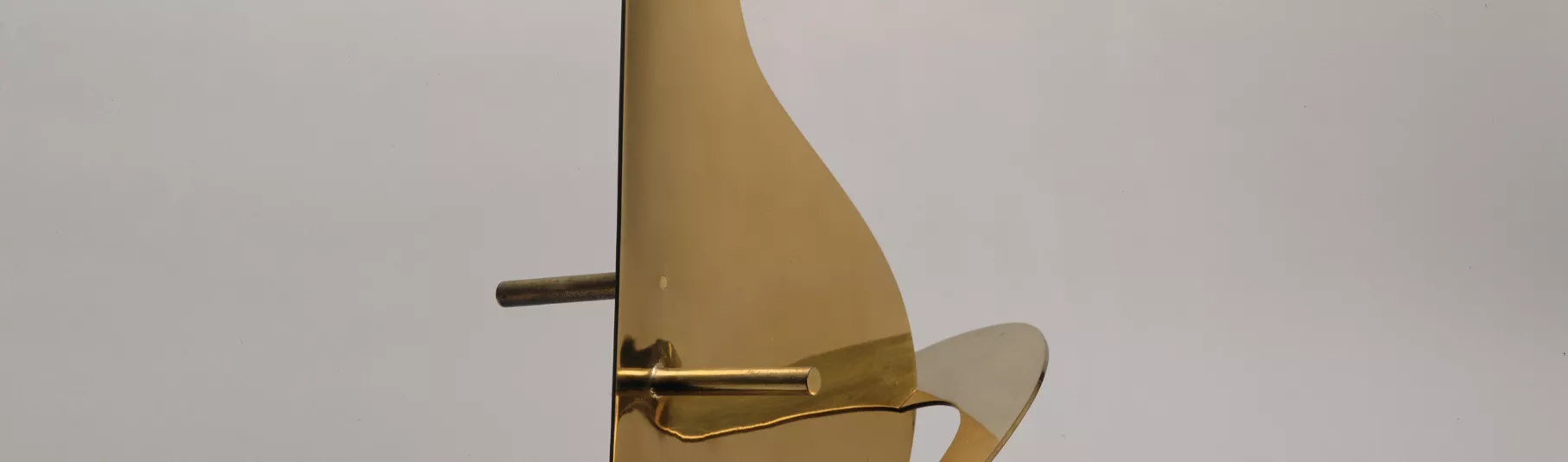 Sculpture dorée.