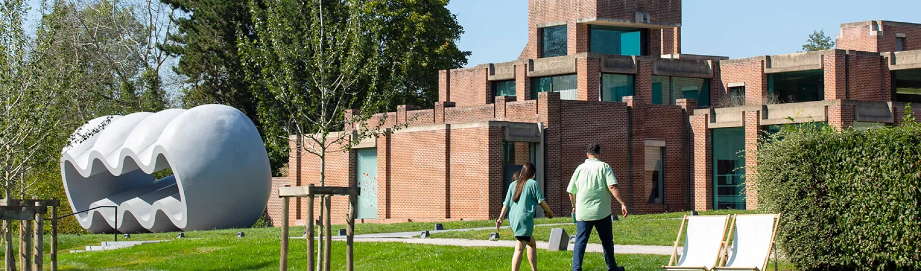 Vue du jardin de sculptures. Photo : F.Iovino