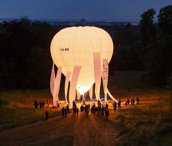 Montgolfière de Maxime Rossi, Terre, air, feu